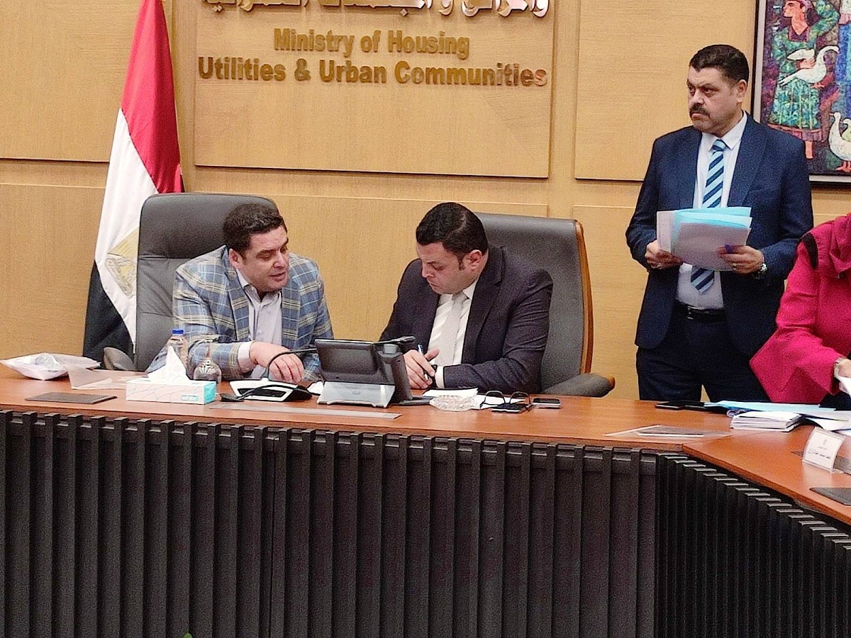 العمدة.. عاشق العمل الجماعي وصاحب المبادرات